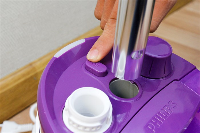 Bàn ủi hơi nước Philips GC506 Màu Tím