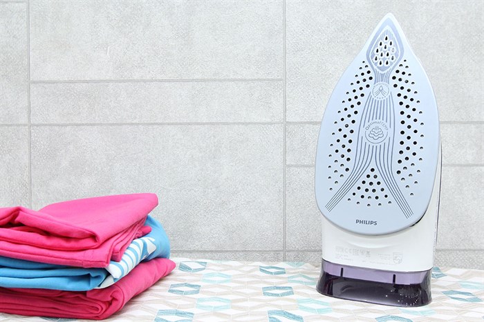 Bàn ủi hơi nước Philips GC4918 Màu Trắng - Tím