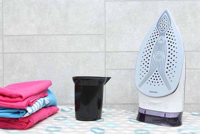 Bàn ủi hơi nước Philips GC4918 Màu Trắng - Tím