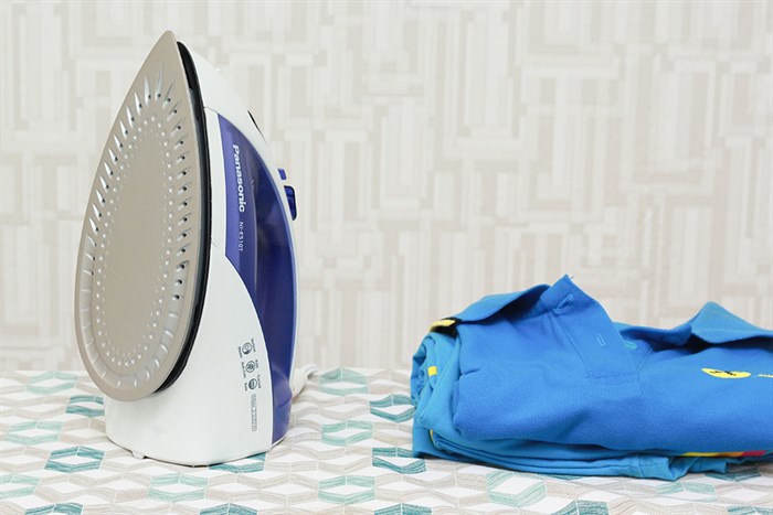 Bàn ủi hơi nước Panasonic PABU-NI-E510TDRA 2320W Màu Xanh Dương