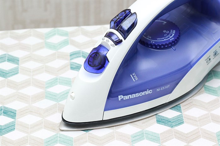 Bàn ủi hơi nước Panasonic PABU-NI-E510TDRA 2320W Màu Xanh Dương
