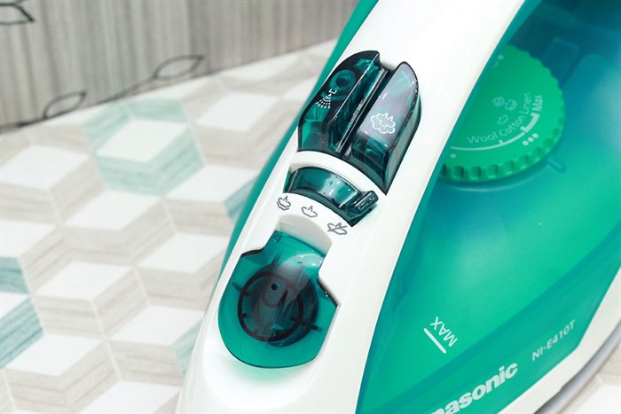 Bàn ủi hơi nước Panasonic PABU-NI-E410TMRA 2150W Màu Xanh ngọc