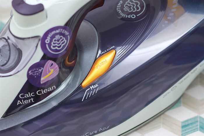 Bàn ủi hơi nước Philips GC4928 Màu Trắng - Tím