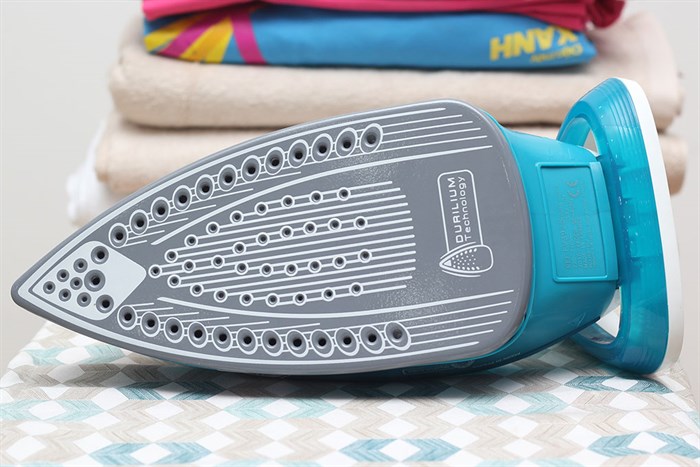 Bàn ủi hơi nước Tefal FV3925 2300W Màu Xanh ngọc