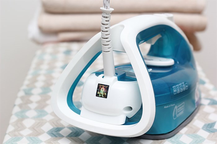 Bàn ủi hơi nước Tefal FV3925 2300W Màu Xanh ngọc