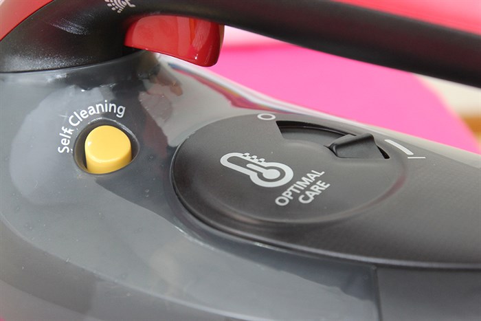 Bàn ủi hơi nước Panasonic NI-WT980RRA 2800W Màu Đen - Đỏ