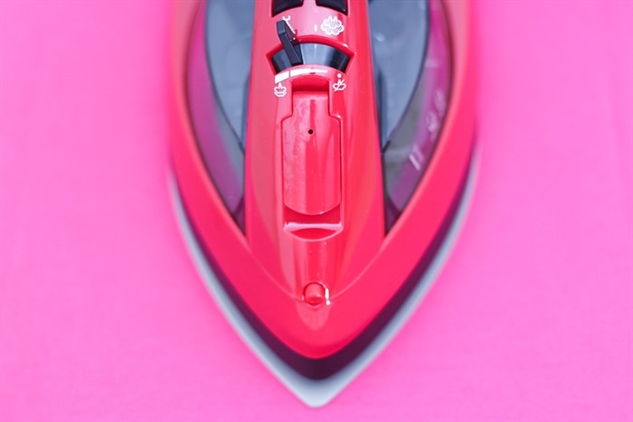 Bàn ủi hơi nước Panasonic NI-W410TSRRA 2200W Màu Đen - Đỏ