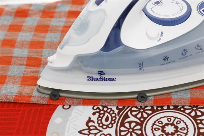 Bàn ủi hơi nước BlueStone SIB-3853 2200W Màu Xanh Dương