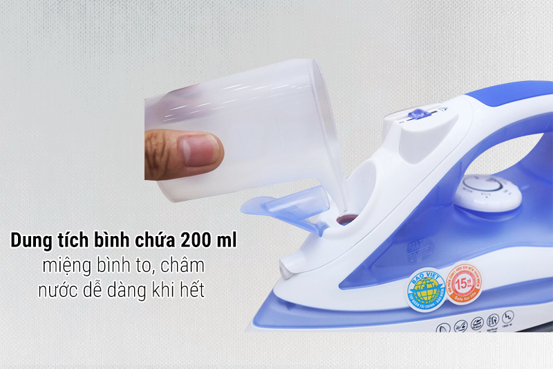 Bình nước lớn - Bàn ủi hơi nước Comet CM1132