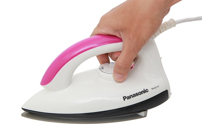 Bàn ủi khô Panasonic NI-317TVRA 1000W Màu Trắng - Hồng