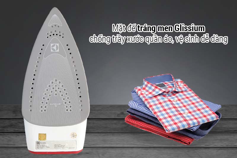Mặt đế chống dính - Bàn ủi hơi nước Electrolux ESI5123