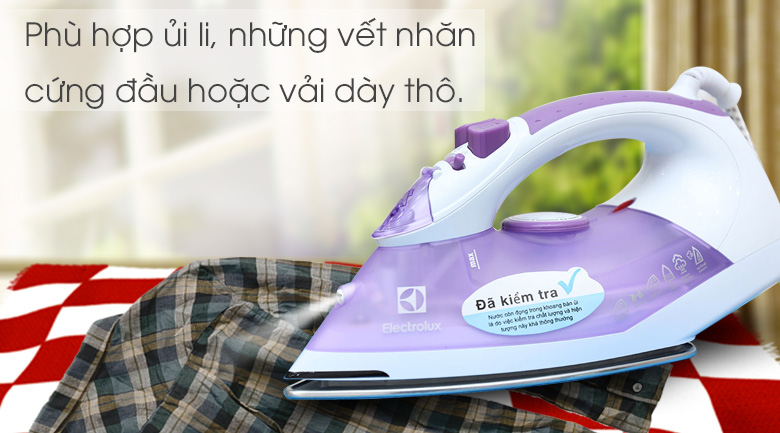 Bàn là hơi nước Electrolux ESI4015