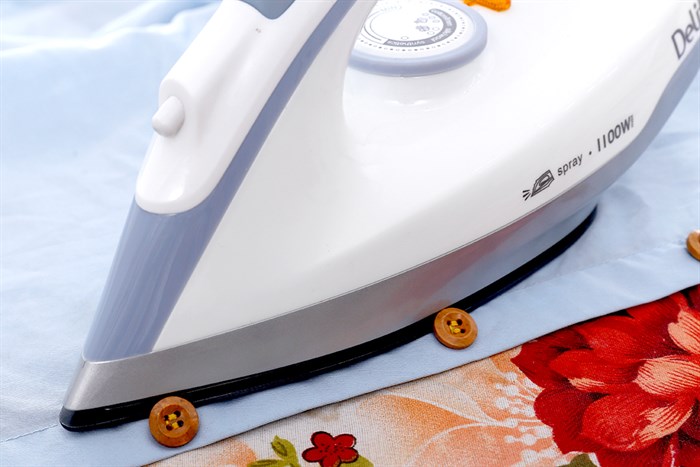 Bàn ủi khô Delites BUK01 Màu Xám Màu Xám