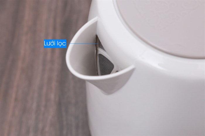 Bình đun siêu tốc BlueStone 1.7 lít KTB-3335 Màu Trắng