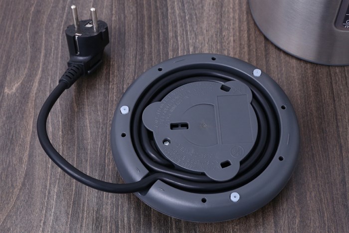 Bình đun siêu tốc Sharp 1.7 lít EKJ-17VS-ST Màu Inox