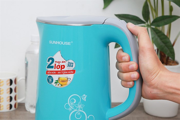 Bình đun siêu tốc Sunhouse 1.7 lít SHD1388G Màu Xanh Dương