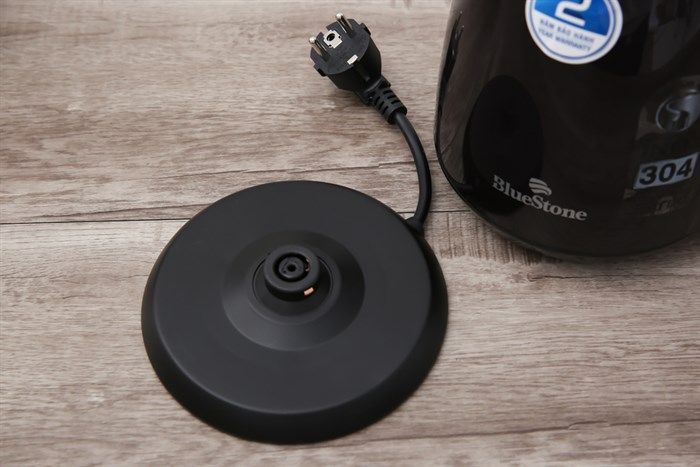 Bình đun siêu tốc Bluestone 1.5 lít KTB-3453 Đen Màu Đen