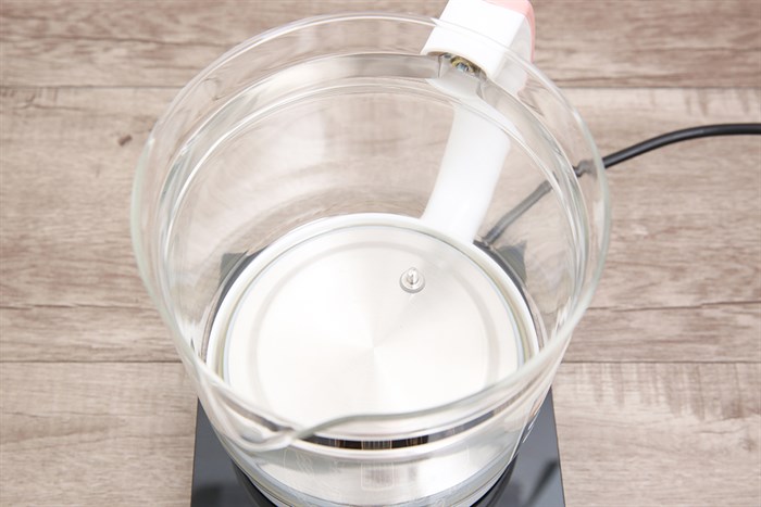 Bình đun siêu tốc Midea 1.5 lít MK-17HC Màu Trắng