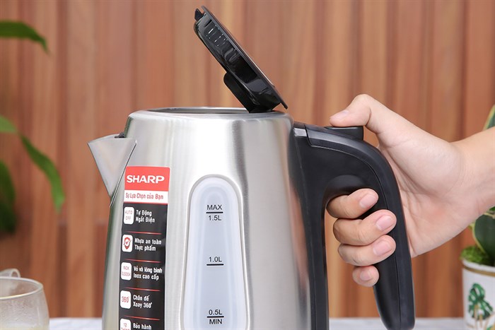 Bình đun siêu tốc Sharp 1.5 lít EKJ-15EVS-ST Màu Inox