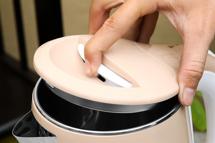 Bình đun siêu tốc Kangaroo 1.5 lít KG-18K1 Màu Nâu