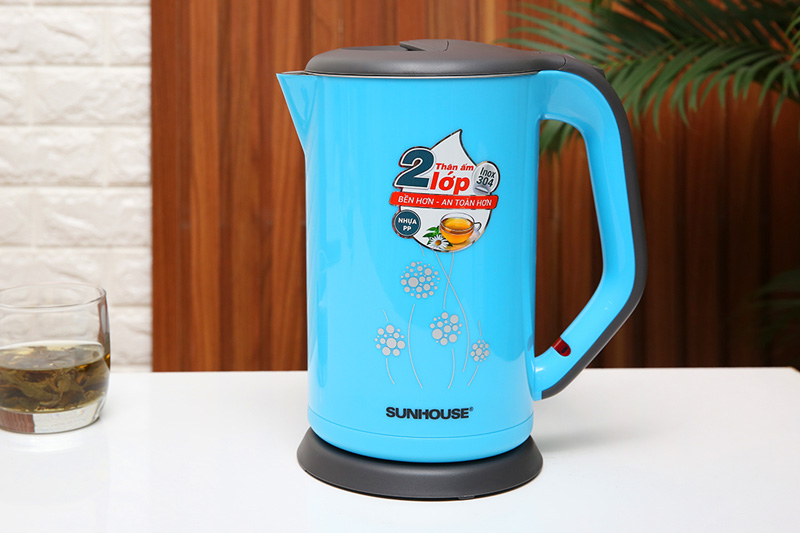 Thiết kế trẻ trung - Bình đun siêu tốc Sunhouse 1.7 lít SHD1381G Xanh Thiết kế - Bình đun siêu tốc Sunhouse 1.7 lít SHD1381G Xanh