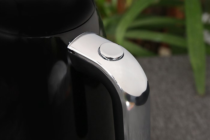 Bình đun siêu tốc Delites 1.7 lít FK-1802 Màu Đen