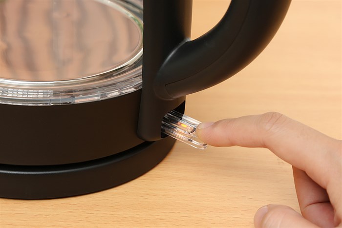 Bình đun siêu tốc Comfee 1.8 lít CK-GC1820B Màu Đen