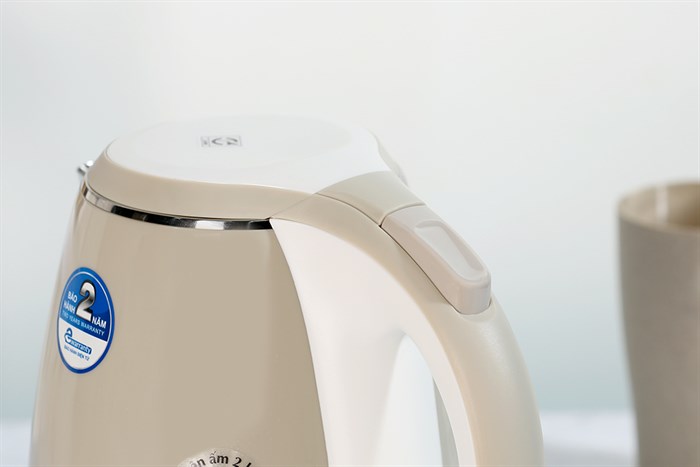 Bình đun siêu tốc BlueStone 1.5 lít KTB-3453 Kem Màu Kem