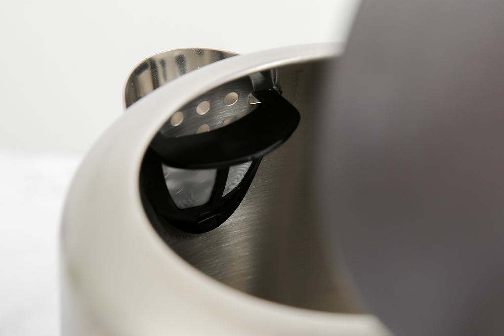 Bình đun siêu tốc Electrolux 1.7 lít EEK1505S Màu Bạc