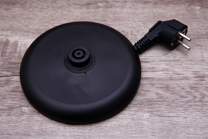 Bình đun siêu tốc Hommy 2 lít HHB2018 Màu Inox