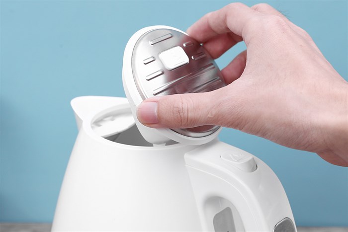 Bình đun siêu tốc Delonghi 1 lít KBLA2000.W Màu Trắng