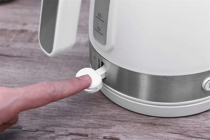 Bình đun siêu tốc Delonghi 1 lít KBLA2000.W Màu Trắng