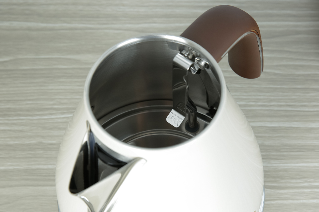 Bình đun siêu tốc Delonghi 1.7 lít KBOV2001.BG Màu Màu be