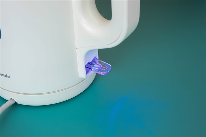 Bình đun siêu tốc Panasonic 1.7 lít NC-K101WRA Màu Trắng