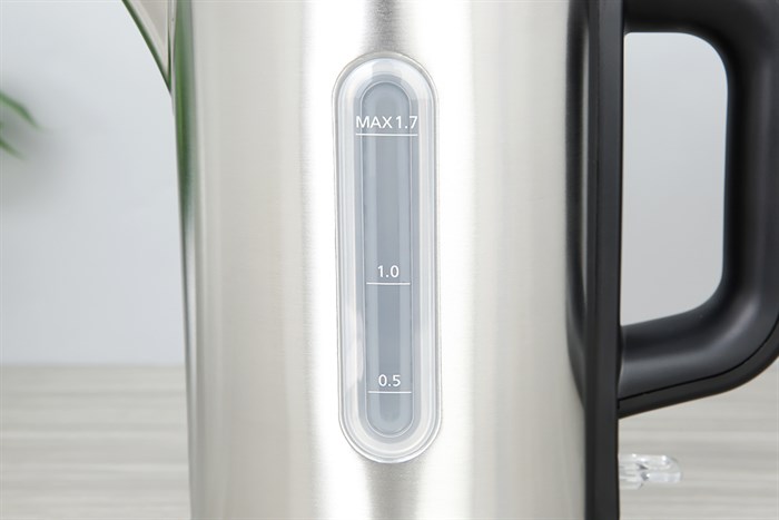 Bình đun siêu tốc Panasonic 1.7 lít NC-K301SRA Màu Inox
