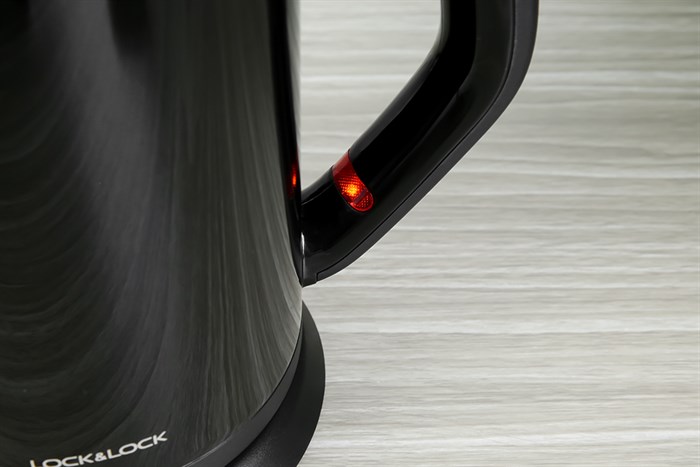 Bình đun siêu tốc Lock&Lock 1.7 lít EJK738BLK Màu Đen
