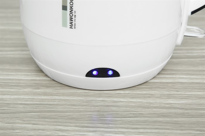 Bình đun siêu tốc Hawonkoo 1.8 lít KEH-180-W Màu Trắng