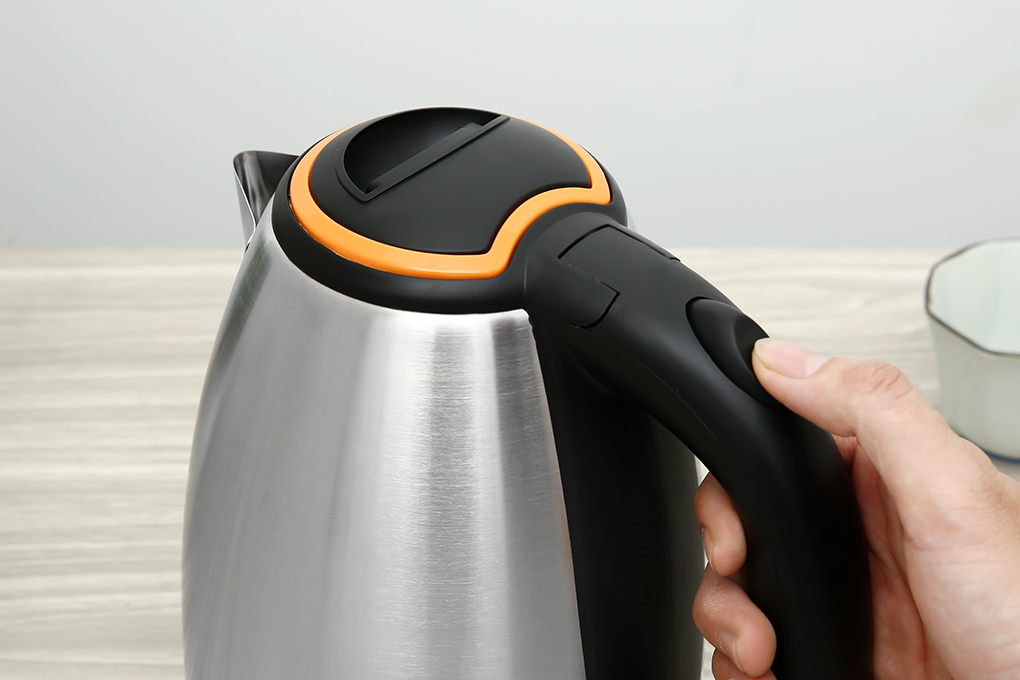 Bình đun siêu tốc Điện Quang 1.8 lít ĐQ EKT06 1518 BL Màu Đen