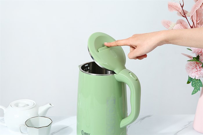 Ấm đun siêu tốc Comet 1.8 lít CM8218 Màu Xanh