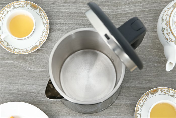 Bình đun siêu tốc Rapido 1.7 lít RK1717 Màu Xanh đen