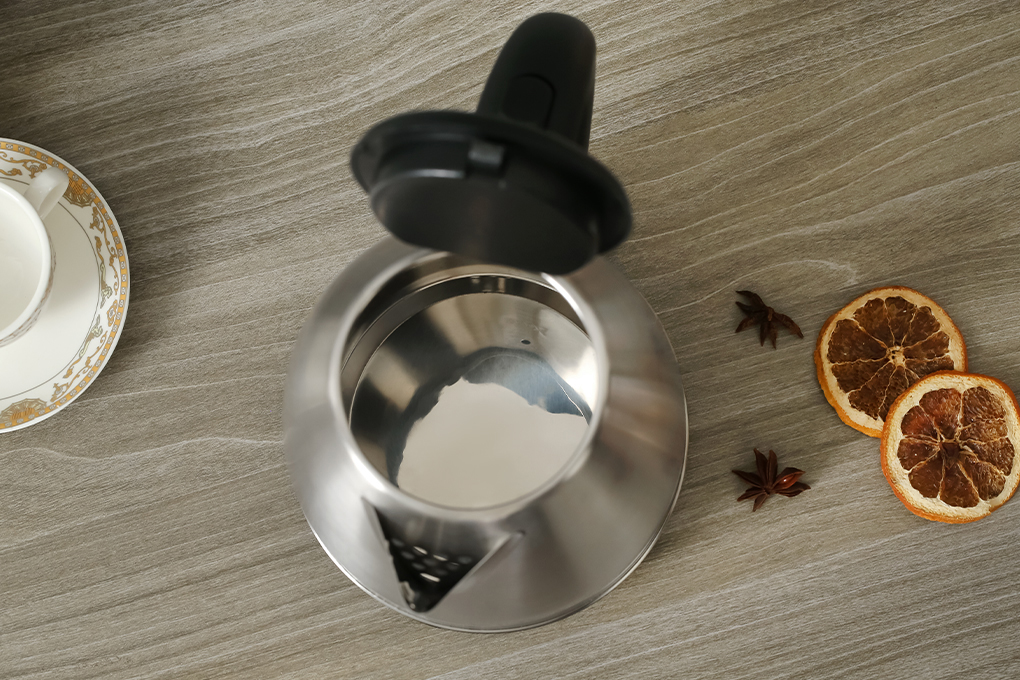 Bình đun siêu tốc AVA 1.7 lít KES4149 Màu Bạc Inox