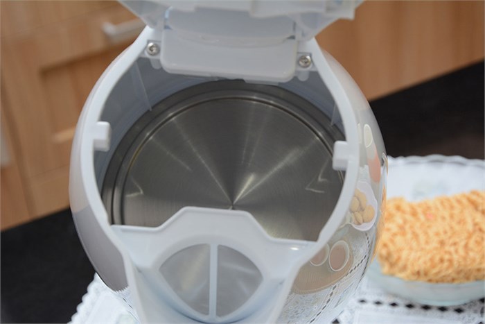 Bình đun siêu tốc Philips 1.5 lít HD4646 Màu Trắng