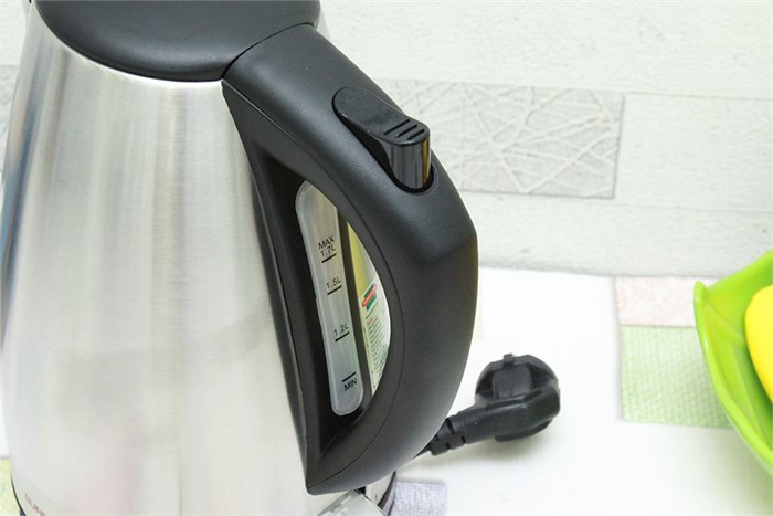 Bình đun siêu tốc Sunhouse 1.7 lít SHD1370 Màu Inox