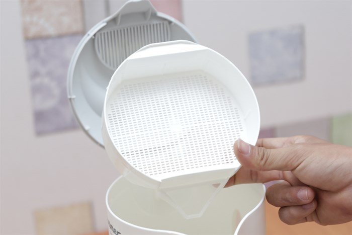 Ấm siêu tốc Zelmer 332.2 1.7 lít Màu Trắng - Xám