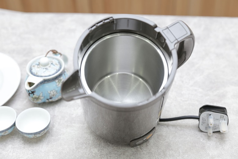 Bình đun siêu tốc Zojirushi ZOBT-CK-EAQ10 – Ruột bình bền, dễ làm sạch Bình đun siêu tốc Zojirushi ZOBT-CK-EAQ10 – Ruột bình bền, dễ làm sạch