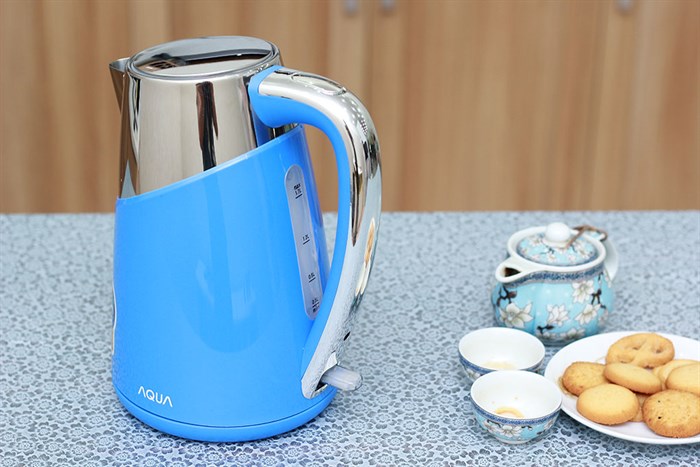 Bình đun siêu tốc Aqua 1.7 lít AJK-F615 (BL) Màu Xanh ngọc