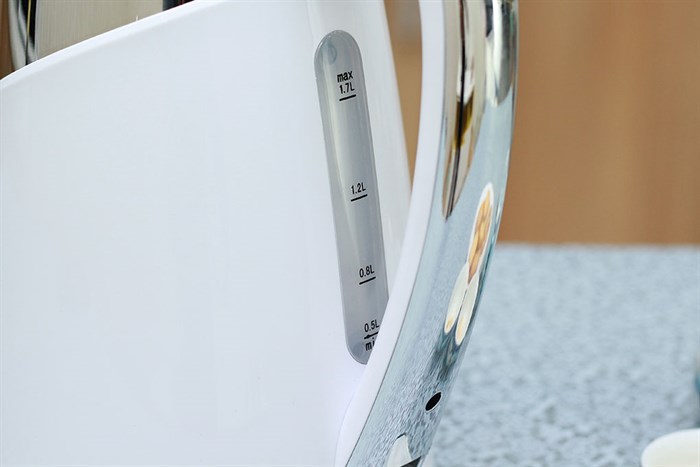 Bình đun siêu tốc Aqua 1.7 lít AJK-F615 (BL) Màu Trắng