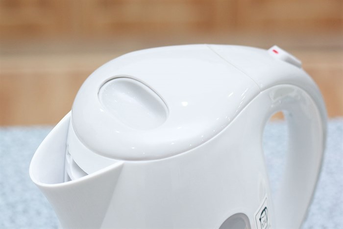 Bình đun siêu tốc Panasonic 1.7 lít NC-GK1WRA Màu Trắng