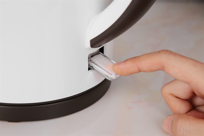 Bình đun siêu tốc Midea 1.5 lít MK-15D Màu Trắng