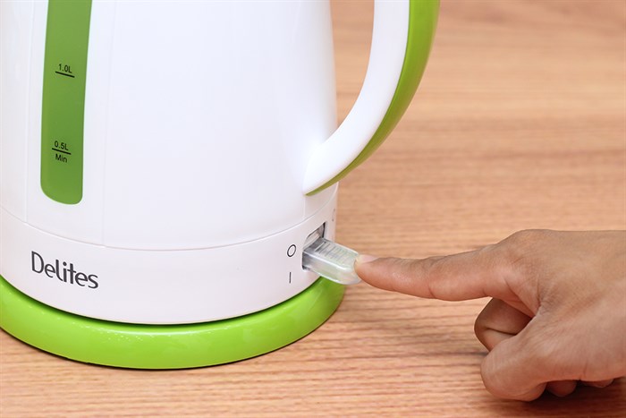 Bình đun siêu tốc Delites 1.7 lít ST17P01WG Xanh lá Màu Trắng - Xanh lá